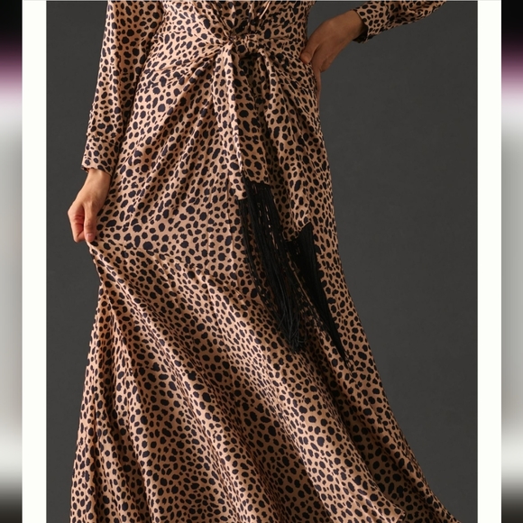 Delfi Collective V-Neck Knot-Front Dress - Picture 3 of 11